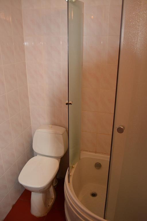 Viesu Nams Klanas Hotel Engure Phòng bức ảnh